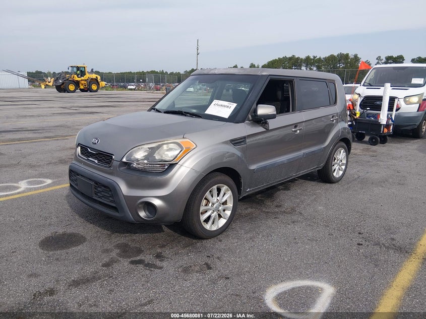 2013 KIA SOUL auction photo 2