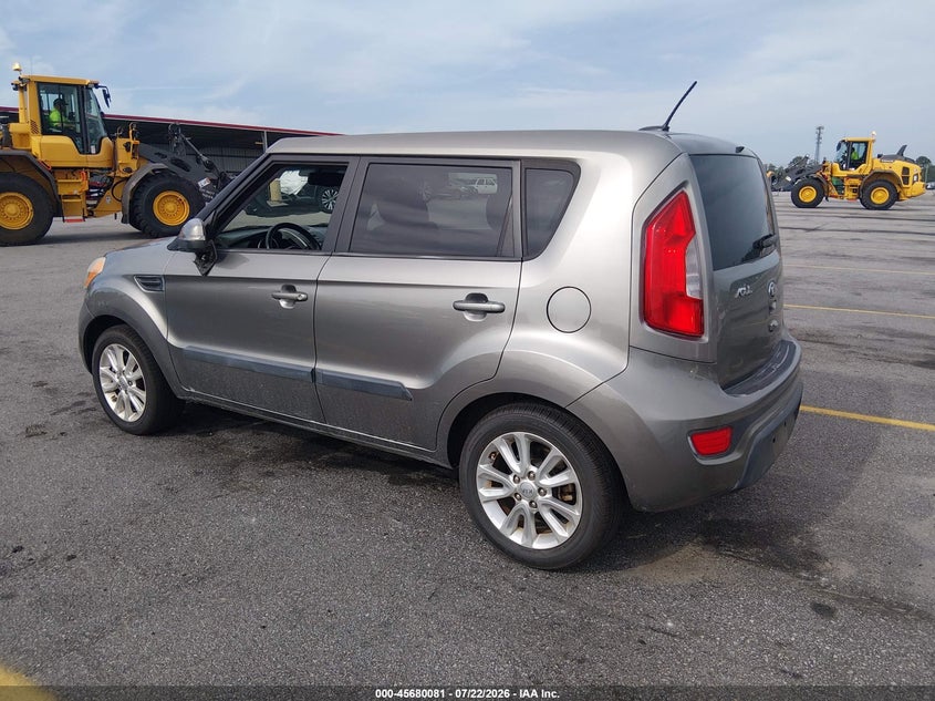 2013 KIA SOUL auction photo 3