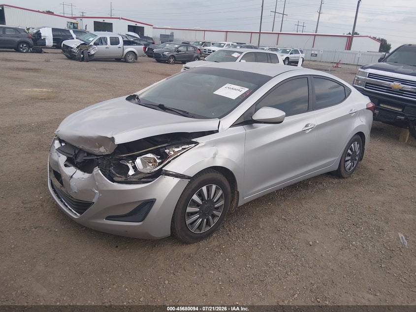 2016 Hyundai Elantra, Удар спереду, IAAI, VIN 5NPDH4AE8GH784842 — фото 2