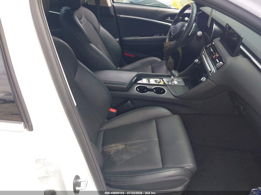 2025 GENESIS G70 auction photo 5