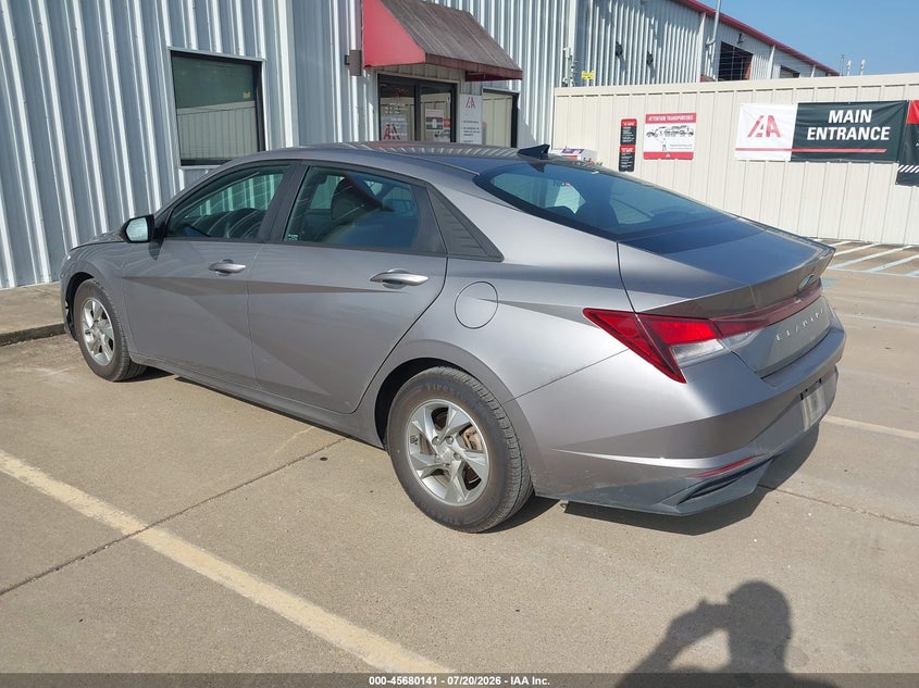 2023 HYUNDAI ELANTRA auction photo 3