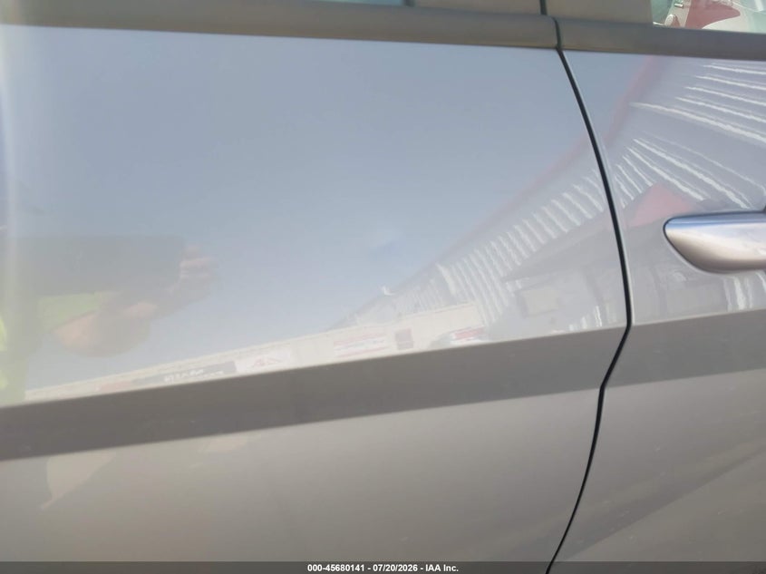 2023 HYUNDAI ELANTRA auction photo 6