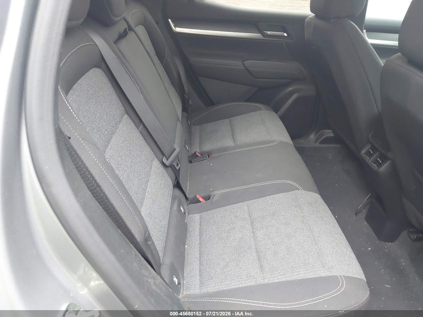 2025 GMC TERRAIN auction photo 8