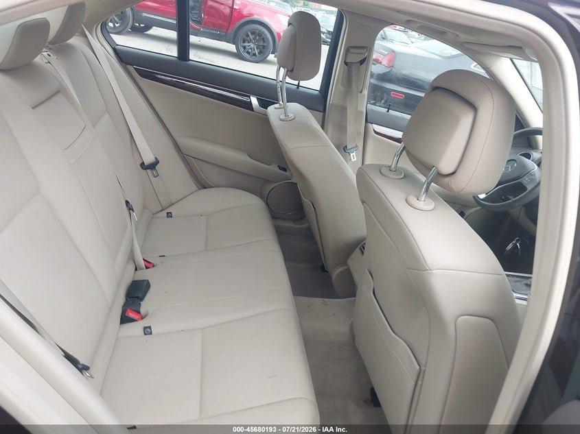 2012 Mercedes-Benz C 300 Sport 4Matic VIN: WDDGF8BB1CA715528 Lot: 45680193