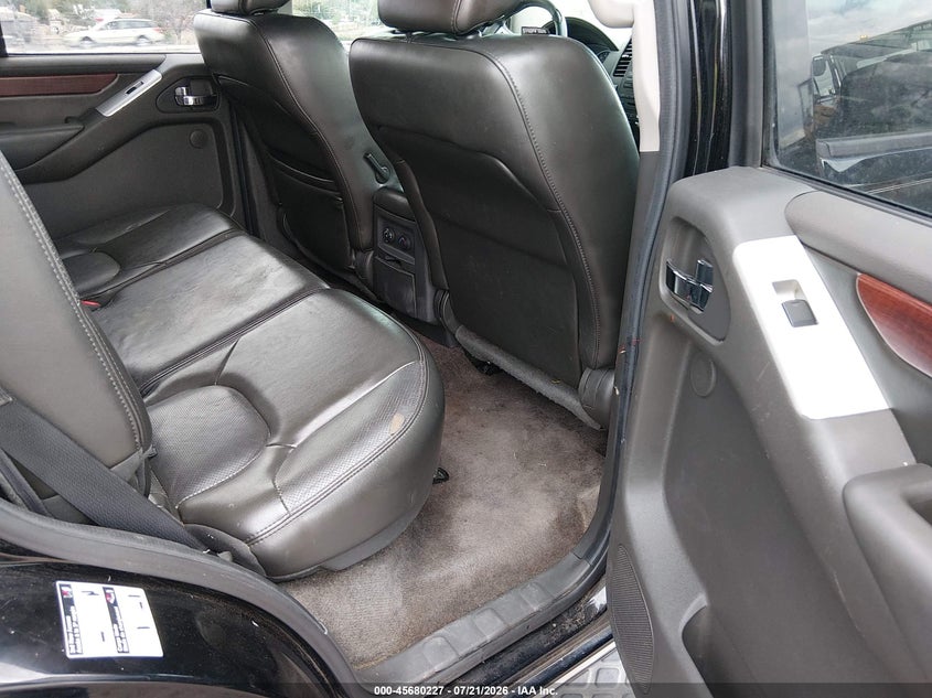 AtlanticExpress - Nissan Pathfinder
