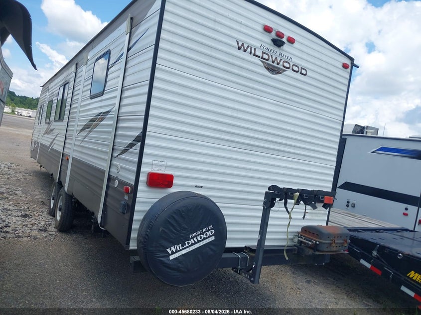 2019 FOREST RIVER WILDWOOD auction photo 3