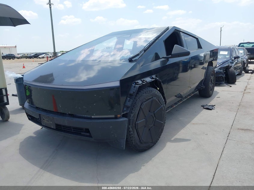 2024 TESLA CYBERTRUCK auction photo 2