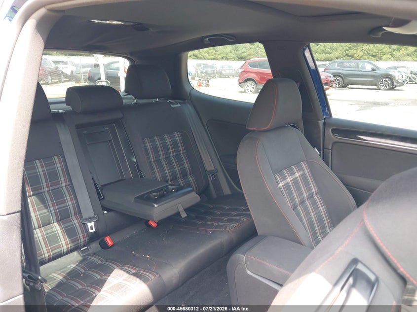 2012 Volkswagen Gti 2-Door VIN: WVWFD7AJ3CW300437 Lot: 45680312