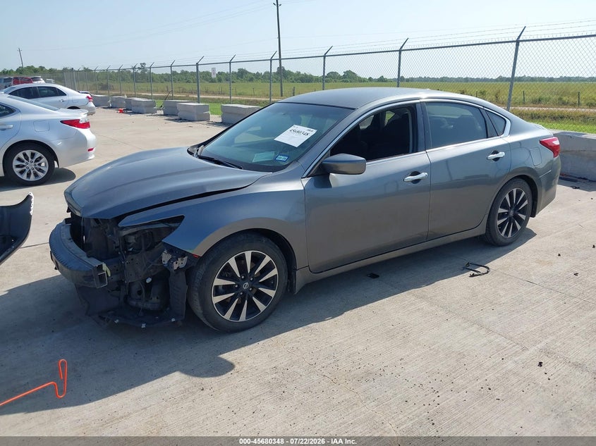 2017 Nissan Altima, Front End, IAAI, VIN 1N4AL3AP2HC493818 — photo 2