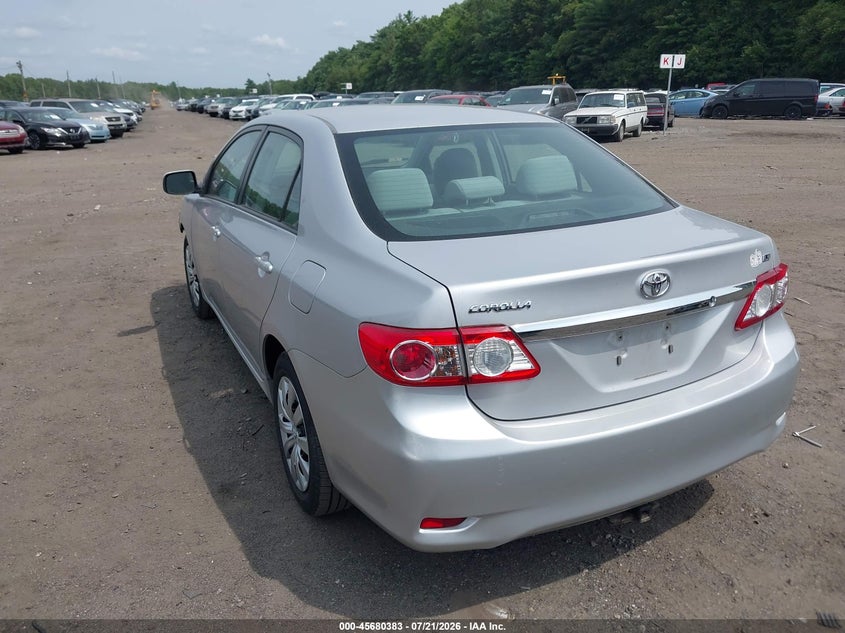 Vin: 2t1bu4ee4cc847915, lot: 46178992, toyota corolla le 20123
