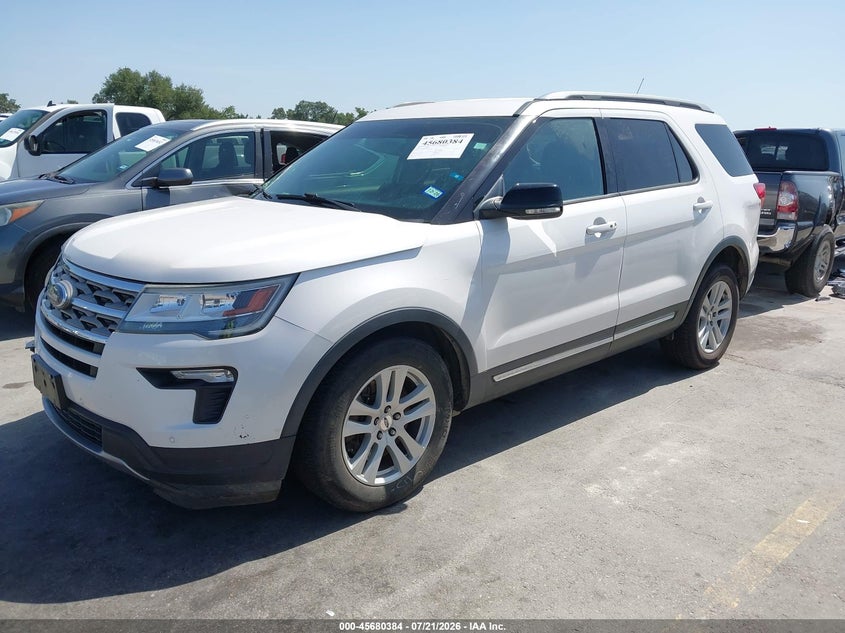 2018 FORD EXPLORER auction photo 2