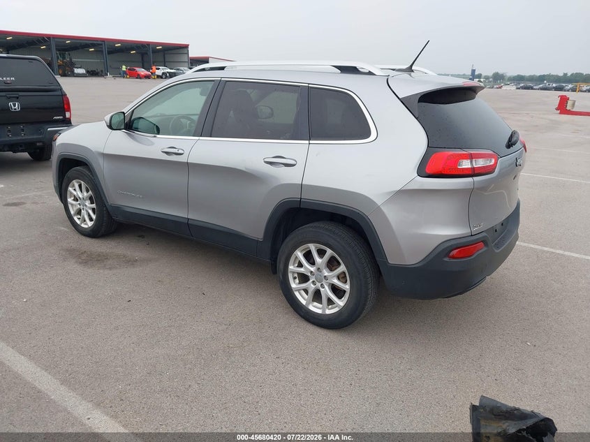 2017 JEEP CHEROKEE auction photo 3