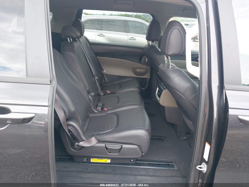 2025 Kia Carnival Mpv Lxs VIN: KNDNB5K36S6550324 Lot: 45680423