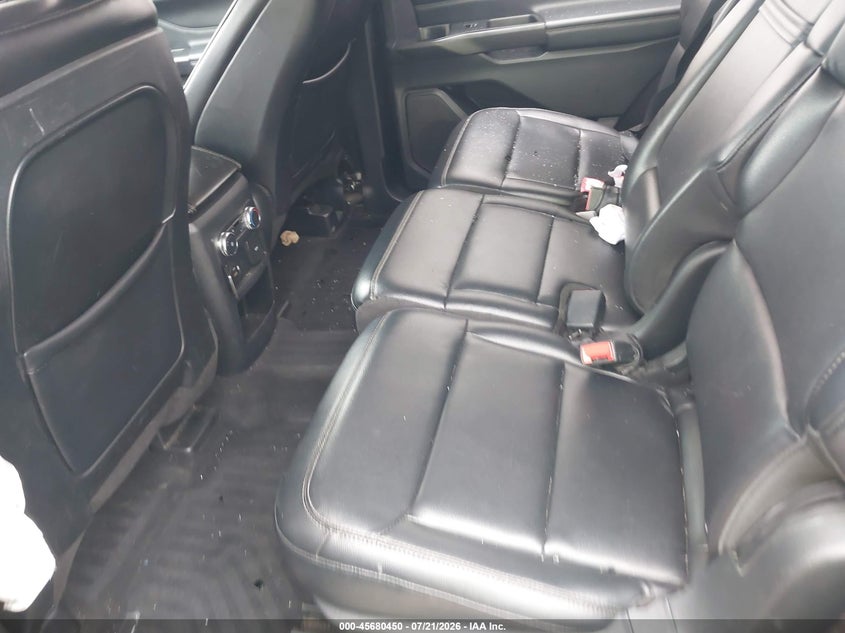 2020 FORD EXPLORER auction photo 8