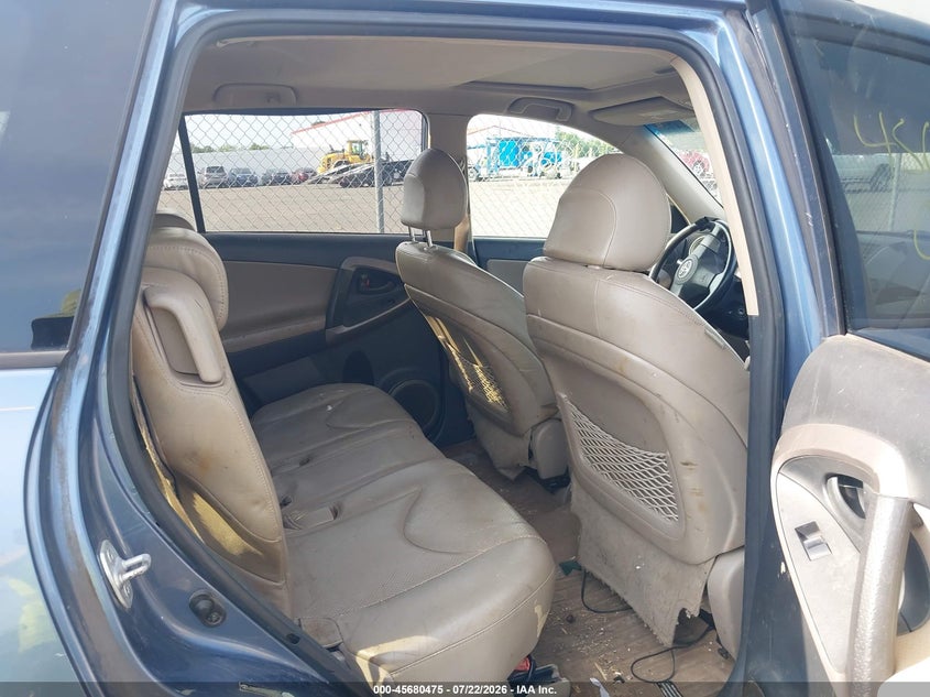 2006 TOYOTA RAV4 auction photo 8