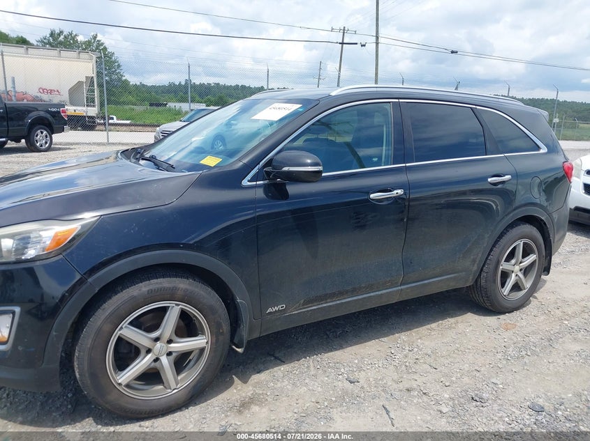 2017 KIA SORENTO auction photo 6