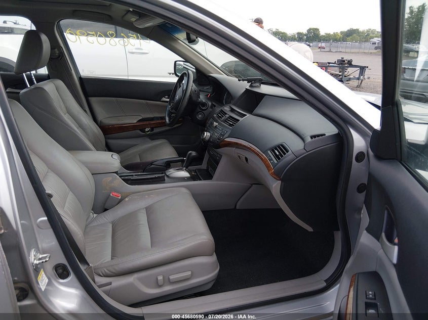 2011 Honda Accord 3.5 Ex-L VIN: 1HGCP3F82BA010633 Lot: 45680590