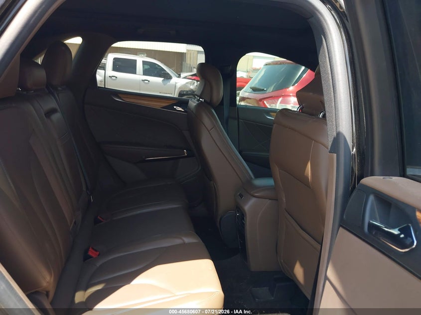 2016 LINCOLN MKC auction photo 8
