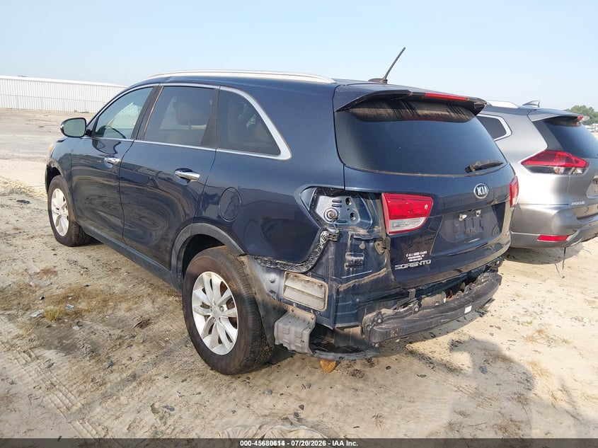 2017 KIA SORENTO auction photo 3