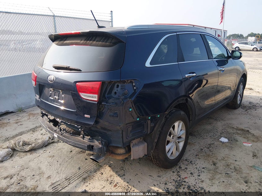 2017 KIA SORENTO auction photo 4