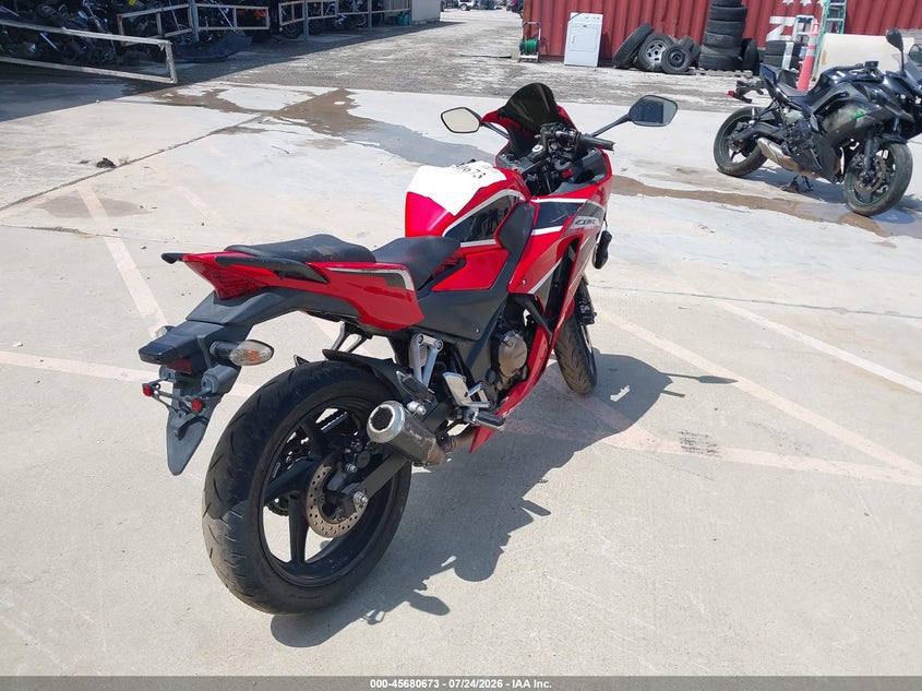 2017 HONDA CBR300 auction photo 4