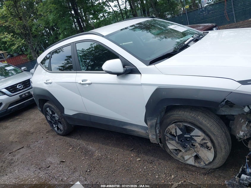 2025 Hyundai Kona Sel VIN: KM8HBCAB4SU324221 Lot: 45680758