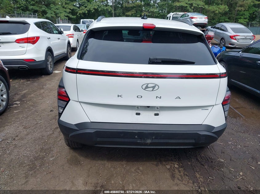 2025 Hyundai Kona Sel VIN: KM8HBCAB4SU324221 Lot: 45680758