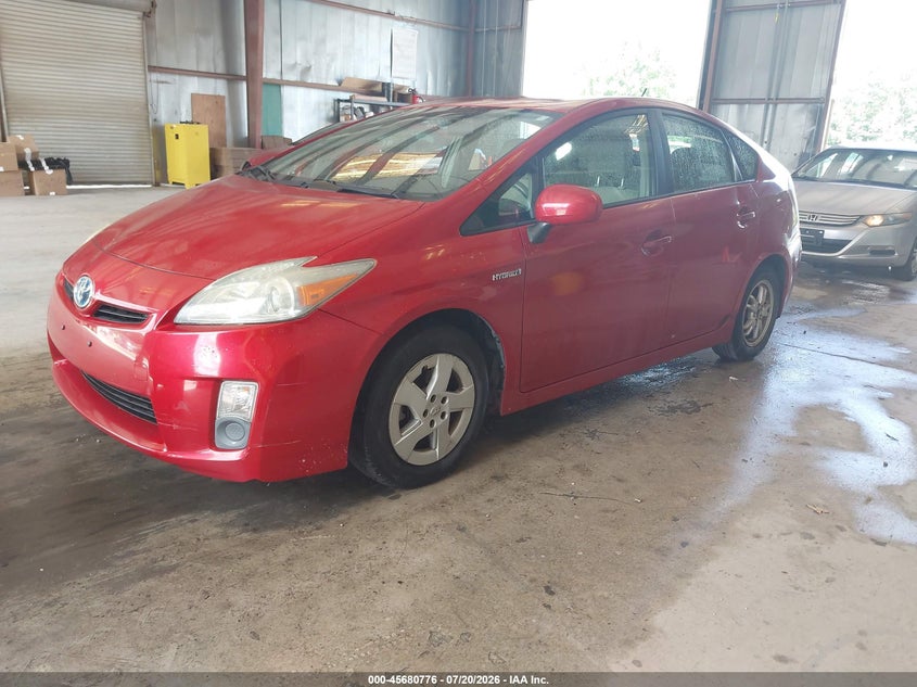 2011 TOYOTA PRIUS auction photo 2