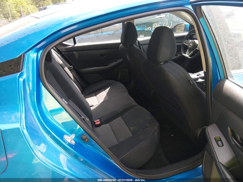 2024 NISSAN SENTRA auction photo 8