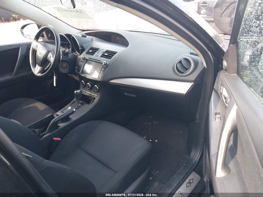 2013 MAZDA 3 HATCHBACK 2.0L I-4 DI, DOHC, VVT, 155HP