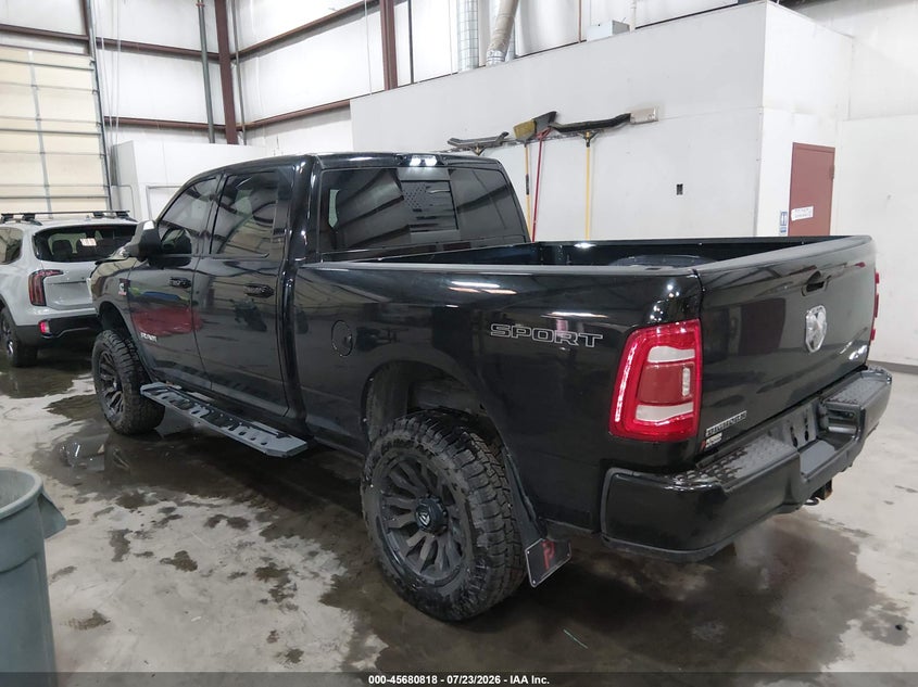 Vin: 3c6ur5dl9mg621044, lot: 46179427, ram 2500 big horn  4x4 6'4 box 20213