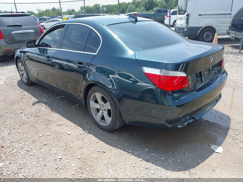 2007 BMW 530XI auction photo 3