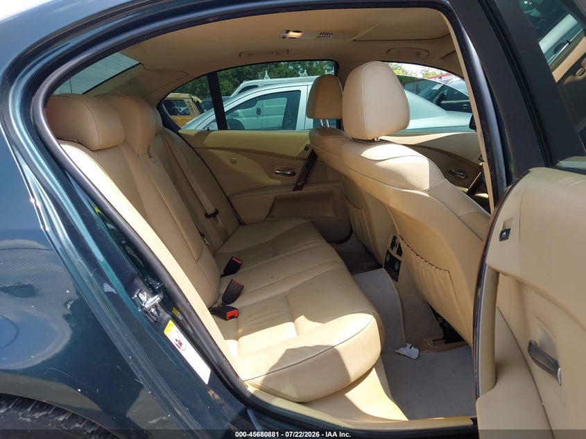 2007 BMW 530XI auction photo 8