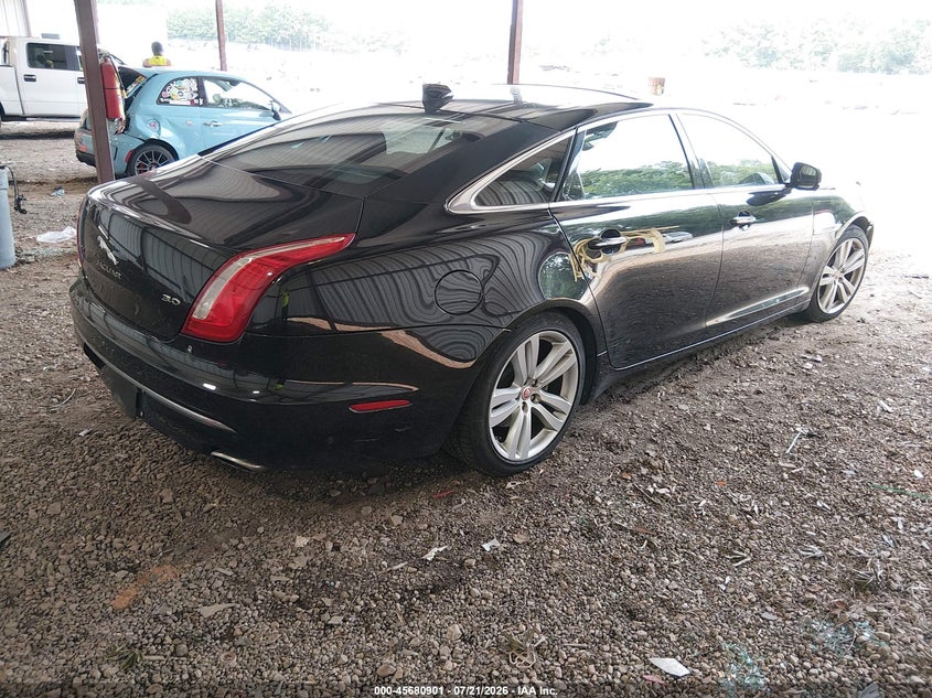 2016 JAGUAR XJ auction photo 4