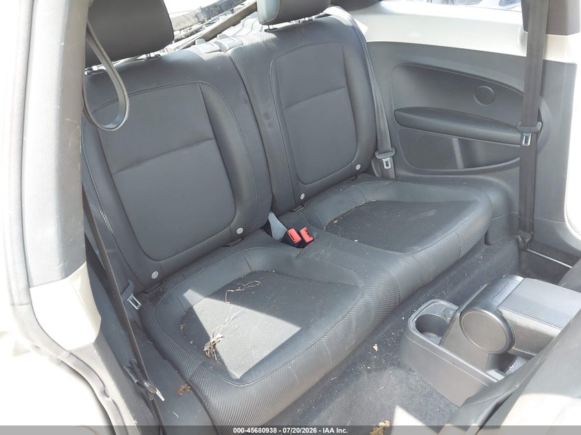 2013 Volkswagen Beetle 2.0L Tdi VIN: 3VWJL7AT3DM675788 Lot: 45680938