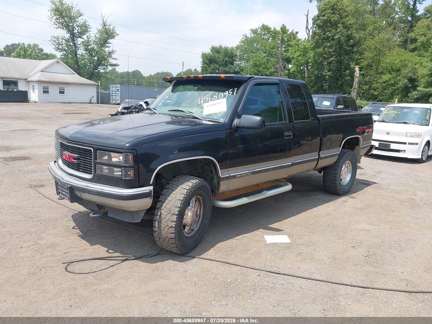 1998 GMC Sierra, Rear, IAAI, VIN 2GTEK19R1W1509535 — photo 2