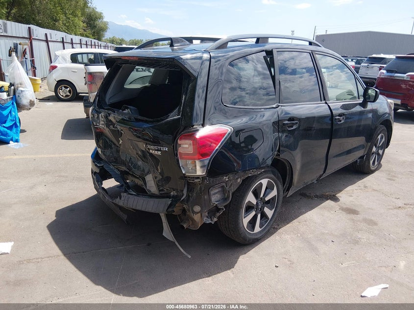 2017 Subaru Forester 2.5I Premium VIN: JF2SJAEC2HH506801 Lot: 45680963