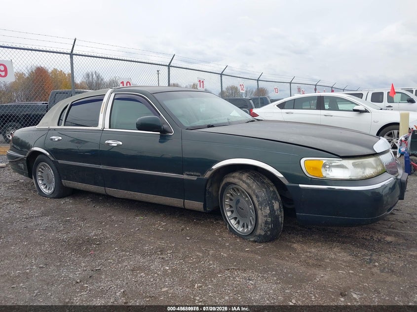 2002 LINCOLN TOWN CAR auction photo 6