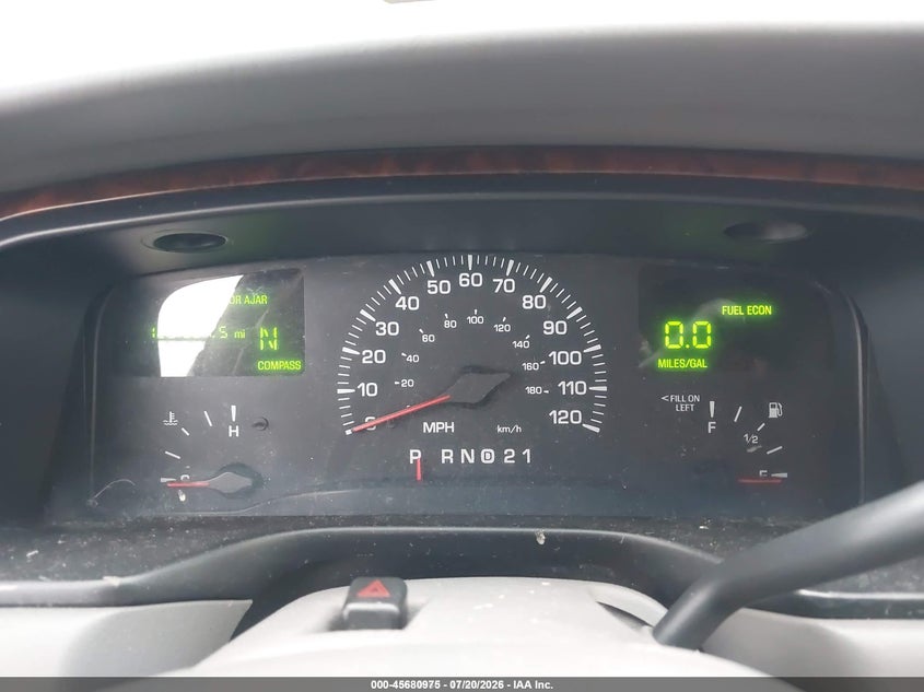 2002 LINCOLN TOWN CAR auction photo 7