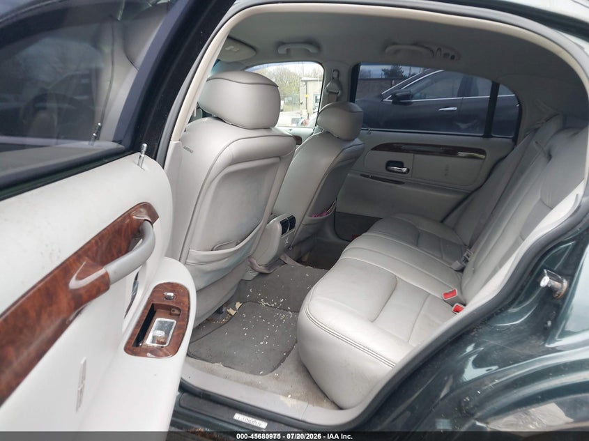 2002 LINCOLN TOWN CAR auction photo 8
