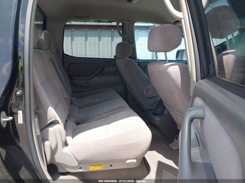 2004 Toyota Tundra Limited V8 VIN: 5TBET38174S438506 Lot: 45680986