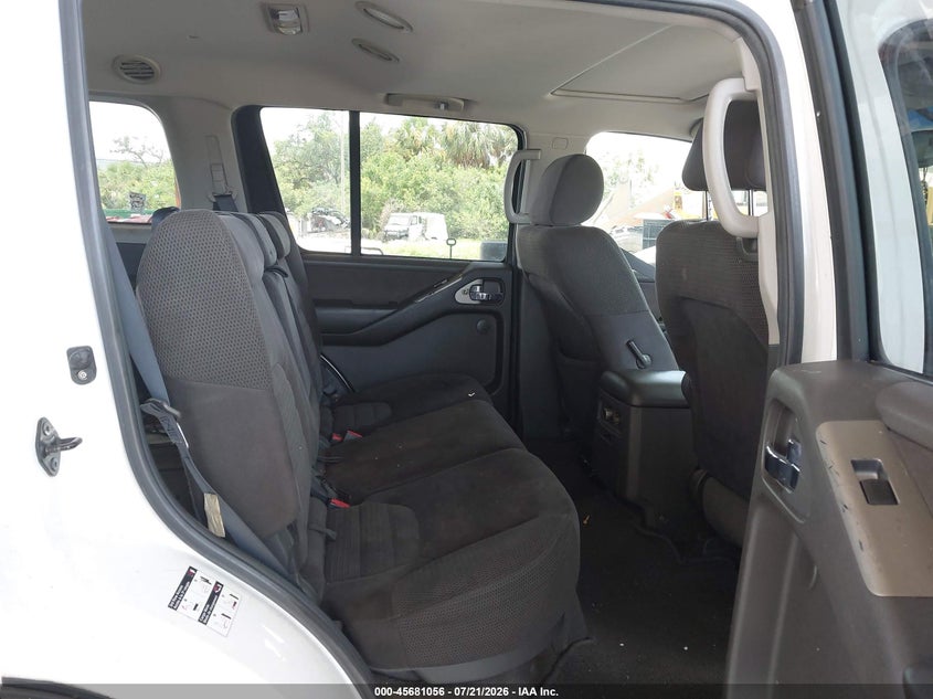 2005 NISSAN PATHFINDER auction photo 8