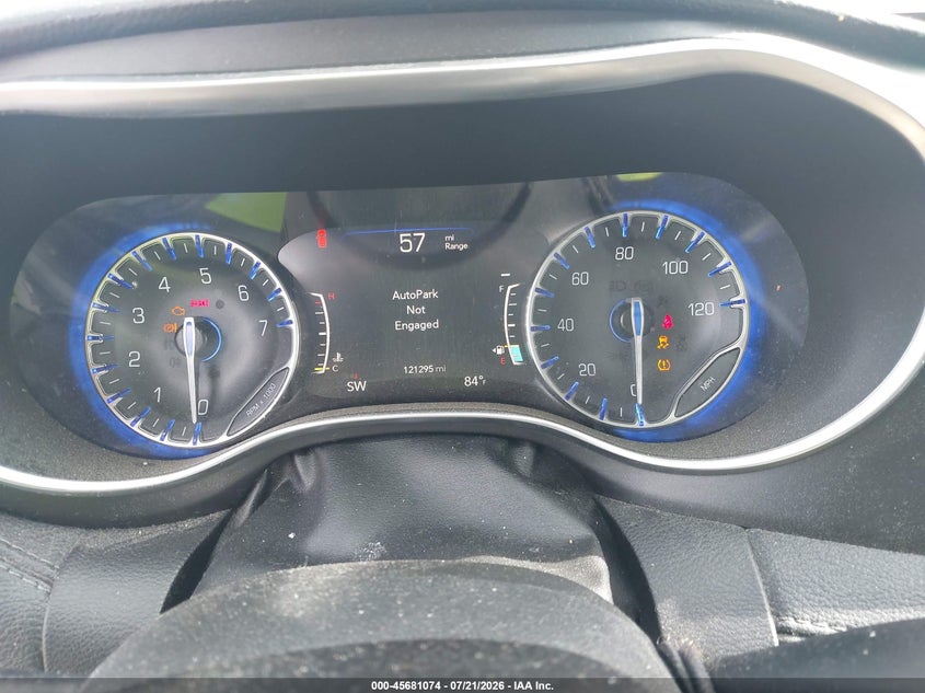 2020 CHRYSLER PACIFICA auction photo 7