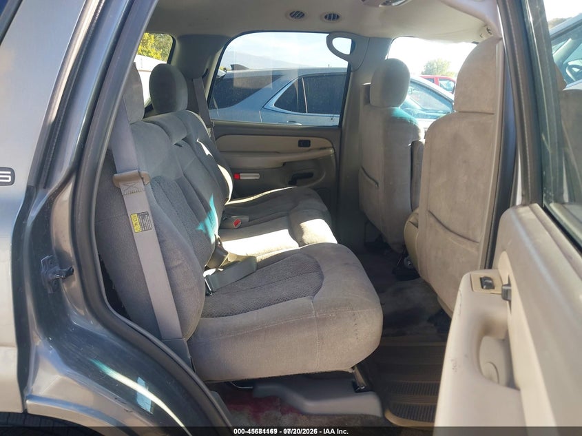 2002 CHEVROLET TAHOE auction photo 8