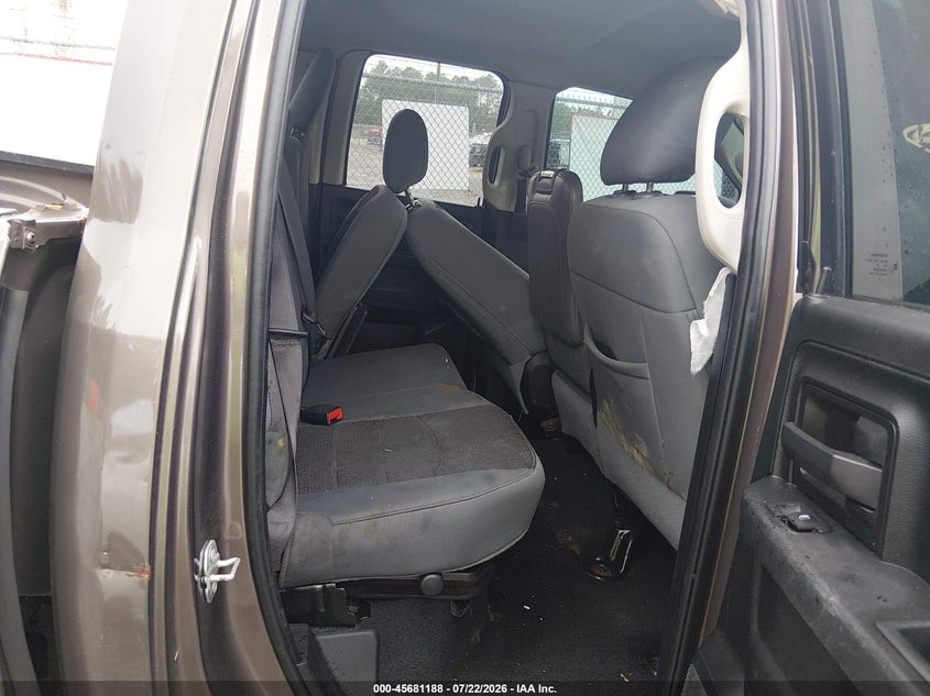 2020 RAM 1500 CLASSIC auction photo 8