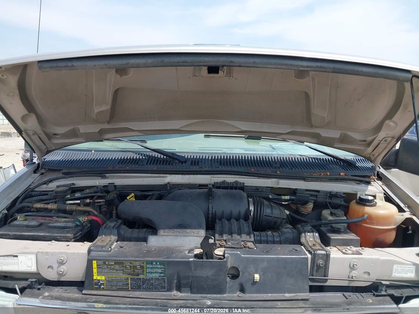 2002 Ford E-350 Super Duty Xl/Xlt VIN: 1FBSS31L92HB40358 Lot: 45681244