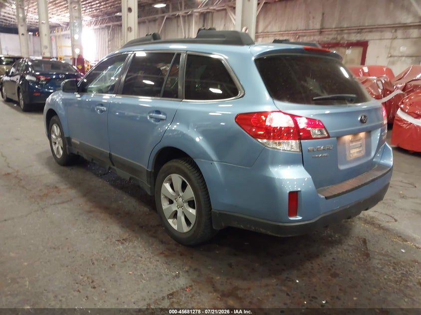 2010 Subaru Outback 2.5I Limited VIN: 4S4BRBKC7A3339870 Lot: 45681278