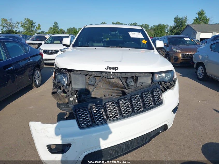 JEEP GRAND CHEROKEE - zdjęcie 13