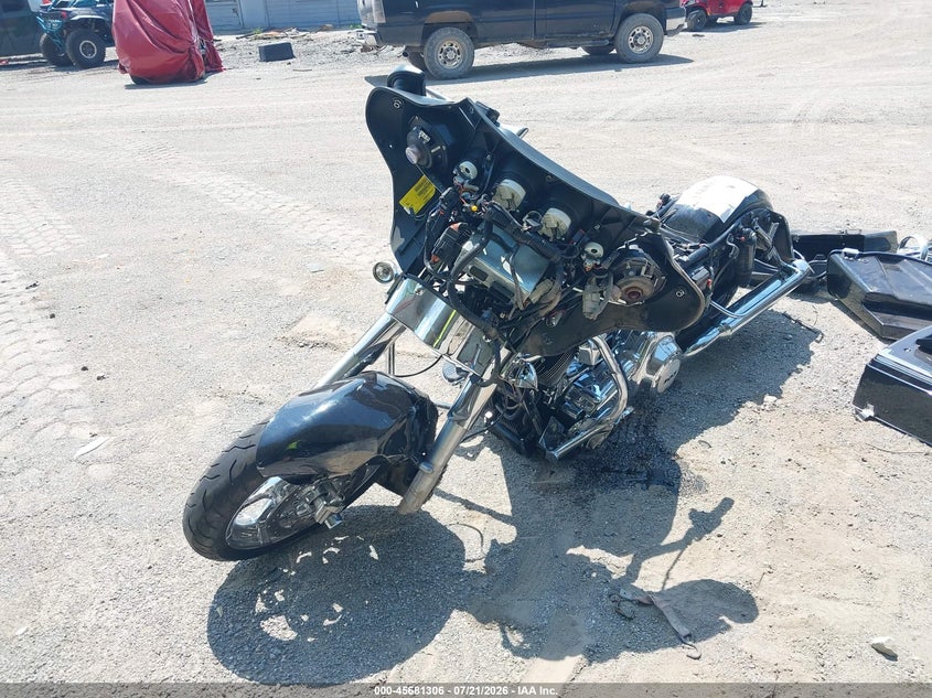 2013 HARLEY-DAVIDSON STREET GLIDE SPORT_BIKE 2