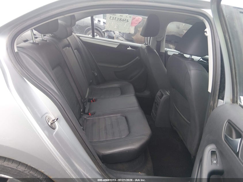 2011 Volkswagen Jetta 2.5L Sel VIN: 3VWGX7AJXBM300491 Lot: 45681313